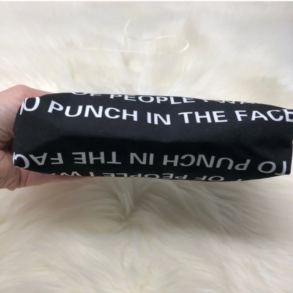 NEW Macy’s Graphic Makeup Cosmetics Pouch Bag Case Top Zipper Padded Black White